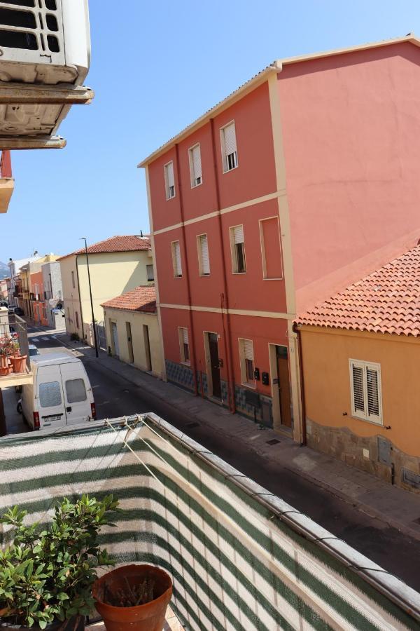 Casa Andreea Vicino Al Centro Di Olbia Iun R5904アパートメント エクステリア 写真