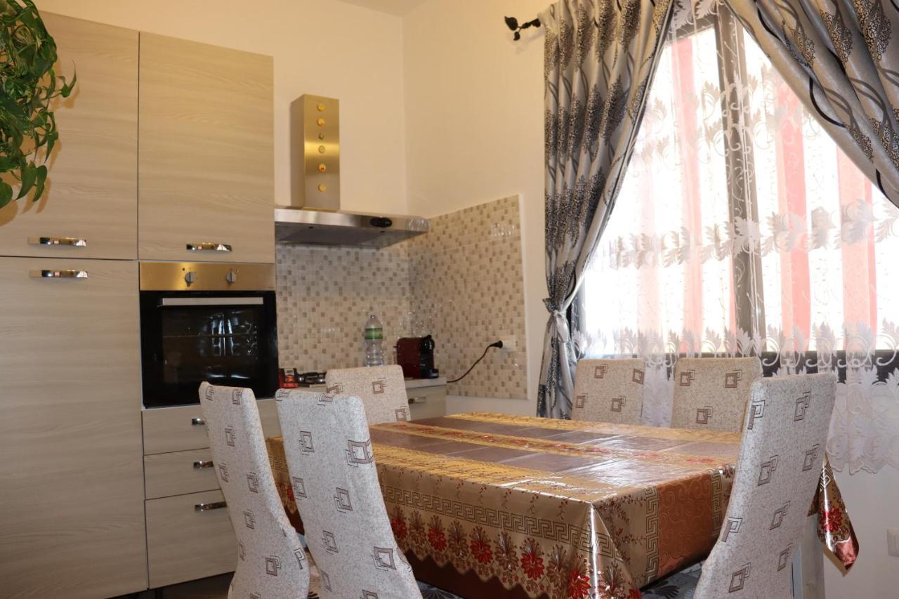 Casa Andreea Vicino Al Centro Di Olbia Iun R5904アパートメント エクステリア 写真