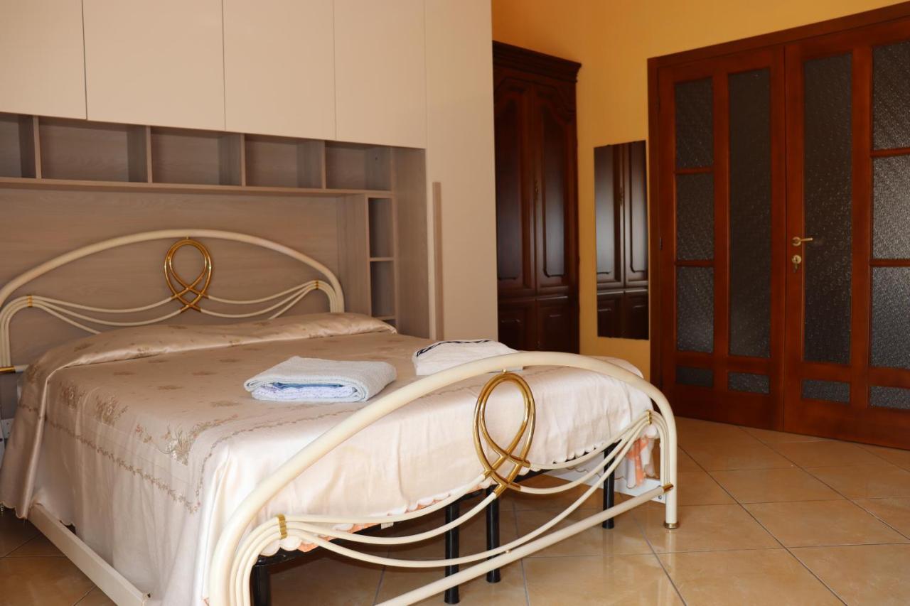 Casa Andreea Vicino Al Centro Di Olbia Iun R5904アパートメント エクステリア 写真